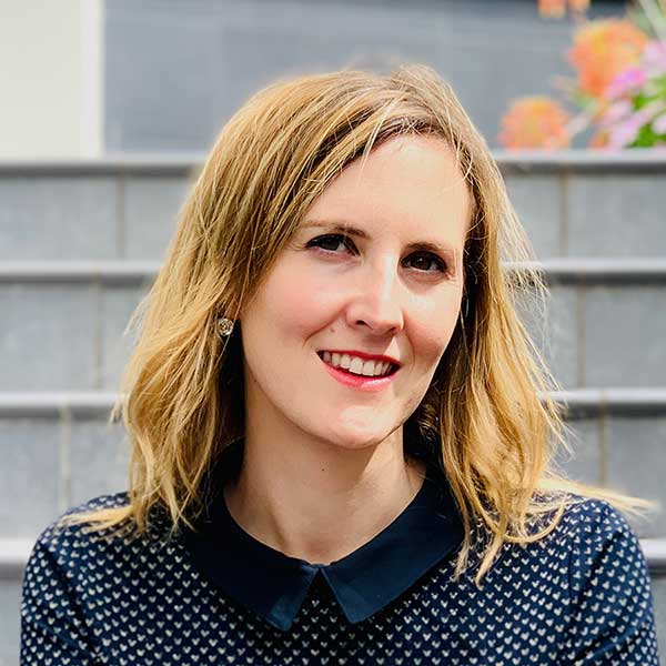 Sara Calvo, PhD in Business Sciences. Expert in entrepreneurship and social innovation worldwide. Co-founder of the company Minca, responsible for our training process in Social Management in Spain.